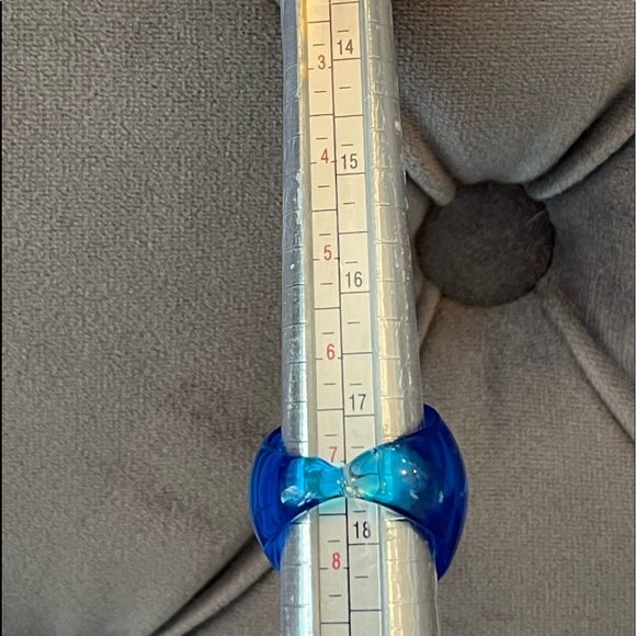 Hand Blown Murano Blue Swirl Art Glass Dome Ring - Picture 3 of 3